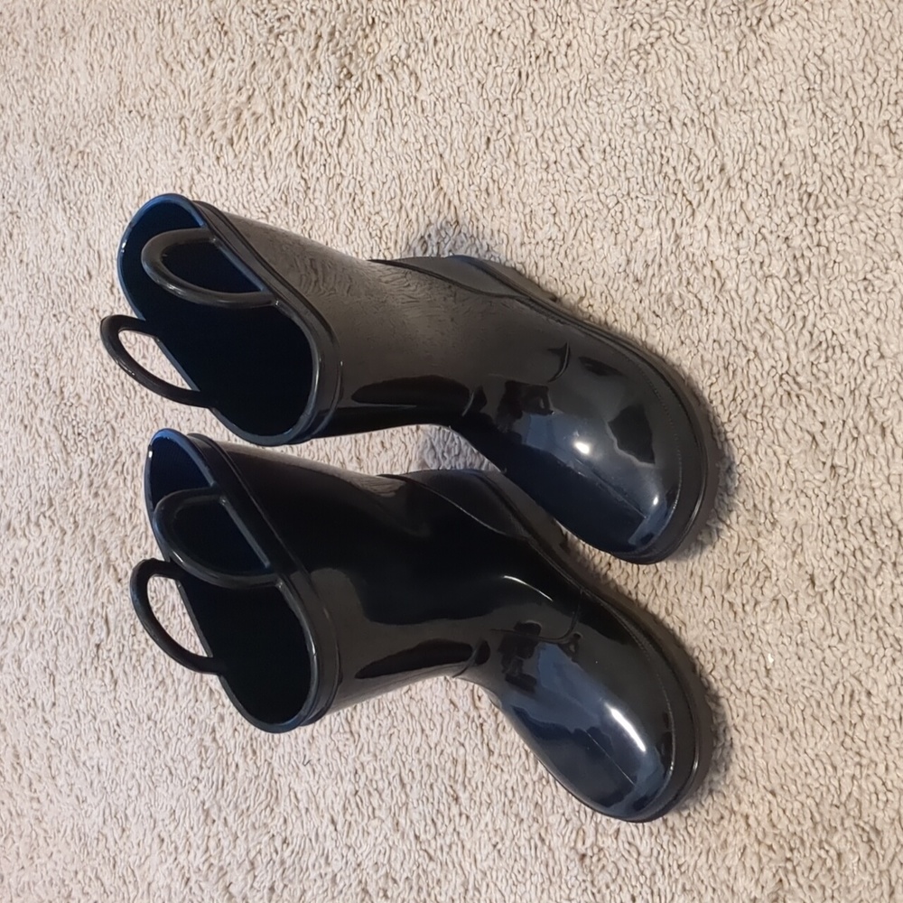 Toddler Size 9 Black Rain Boots, NWOT